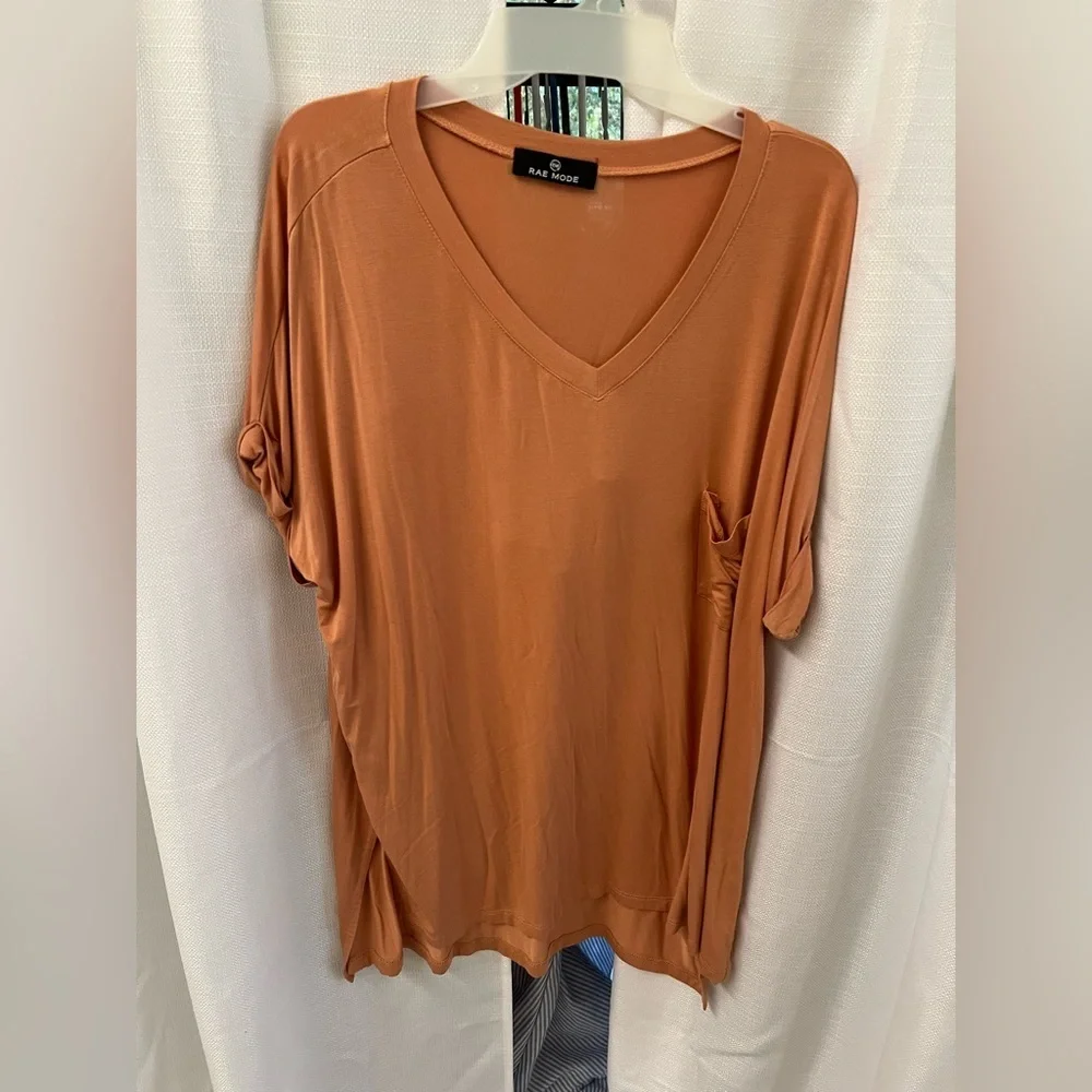 Rae Mode Peach Top